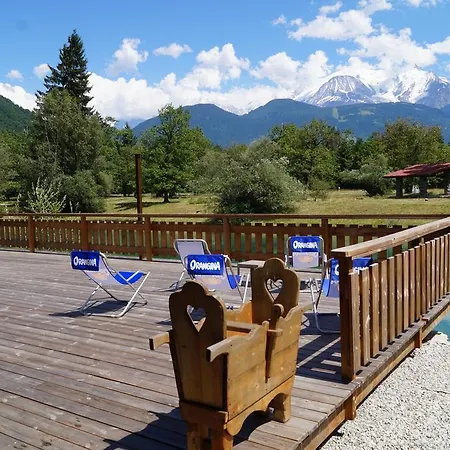 Village Mont Blanc - Camping L'ecureuil Campsite
